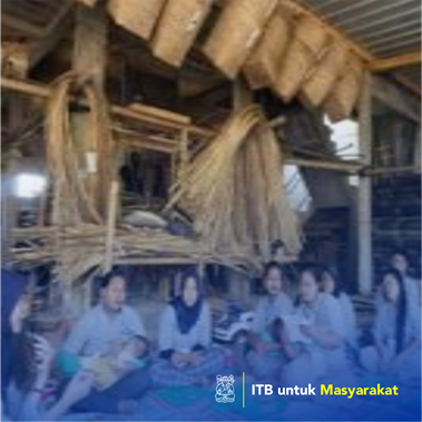 Pelatihan Teknik Pengawetan Bambu Dalam Upaya Meningkatkan Kualitas dan Nilai Ekonomi Produk Kerajinan Bambu Pada Kelompok Pengrajin Bambu  Desa Sukarapih Kecamatan Sukasari Kabupaten Sumedang