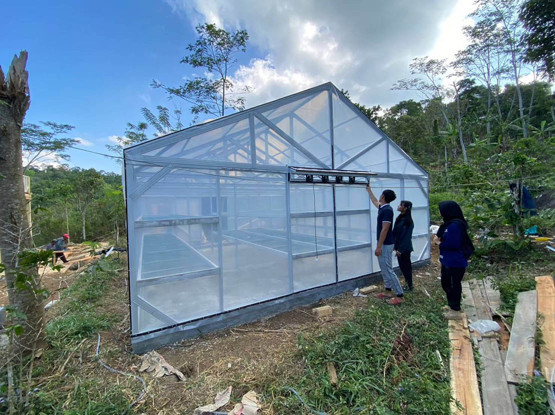 Optimalisasi Pengolahan Kebun Kopi untuk Meningkatkan Kualitas Produksi Kopi di Dusun Cipeundeuy, Desa Cimarga,Kecamatan Cisitu, Kabupaten Sumedang, Jawa Barat